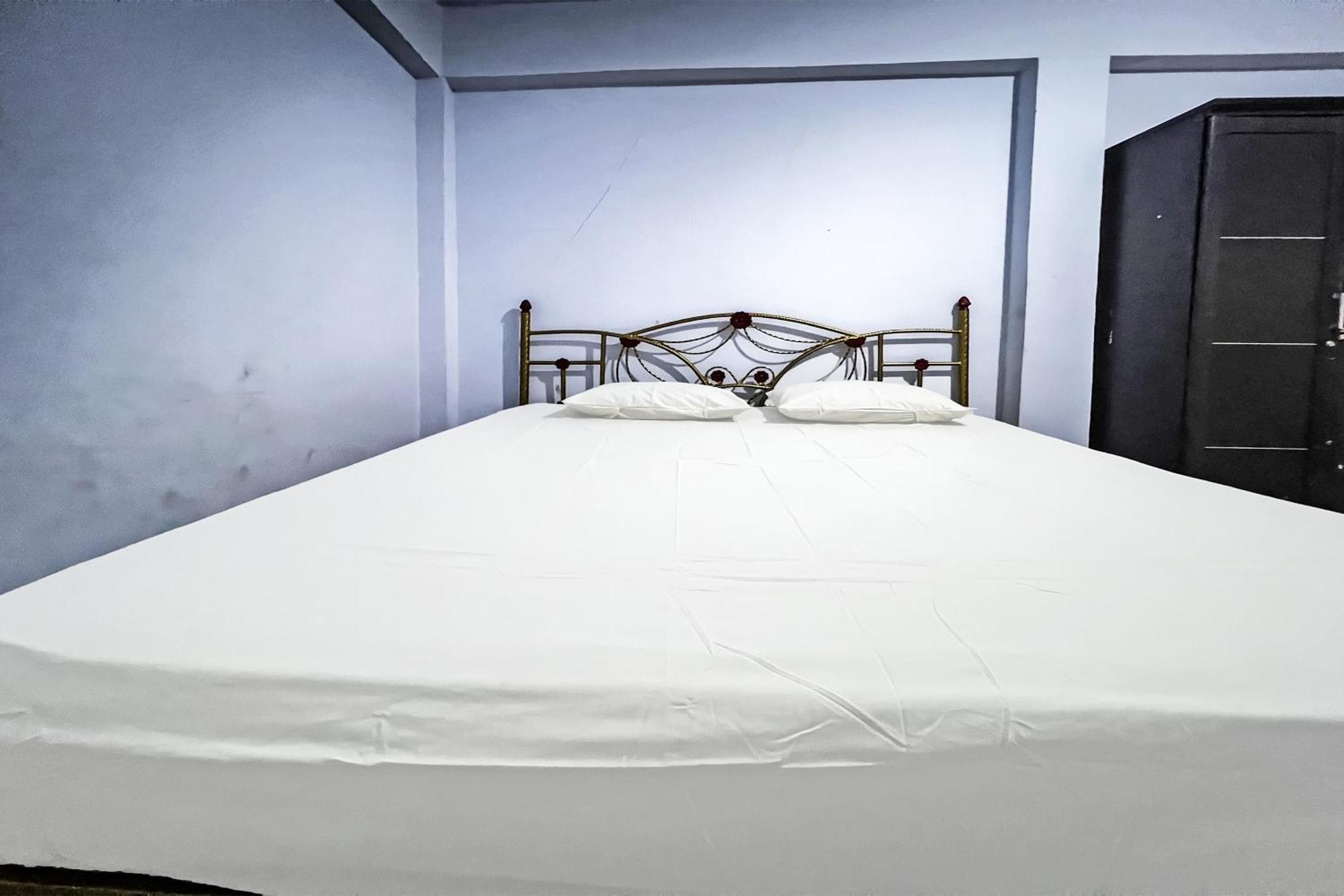 Oyo 91757 Surya Hotelneartaman Anggrek Pkk Watansoppeng Lalabata 외부 사진