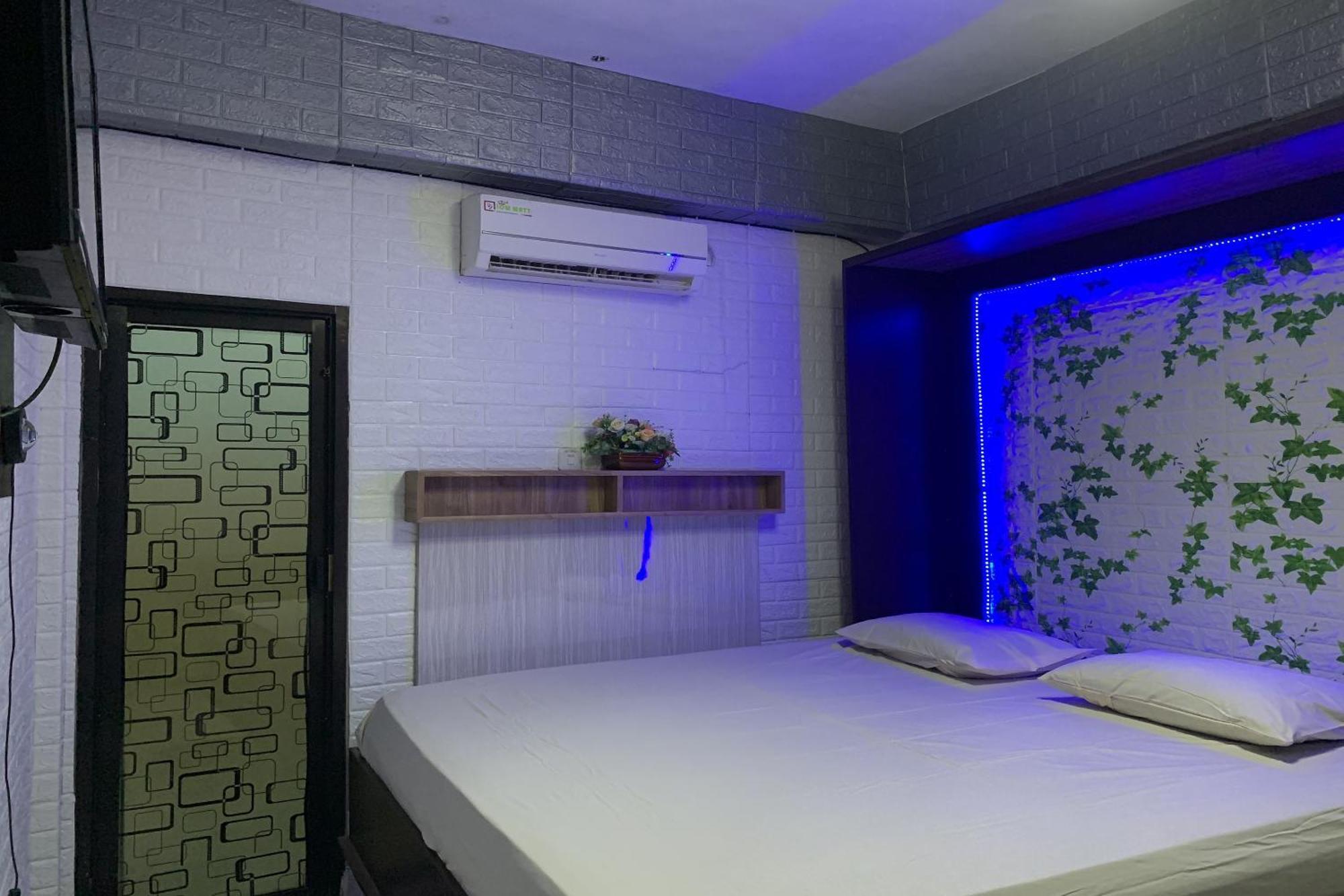 Oyo 91757 Surya Hotelneartaman Anggrek Pkk Watansoppeng Lalabata 외부 사진