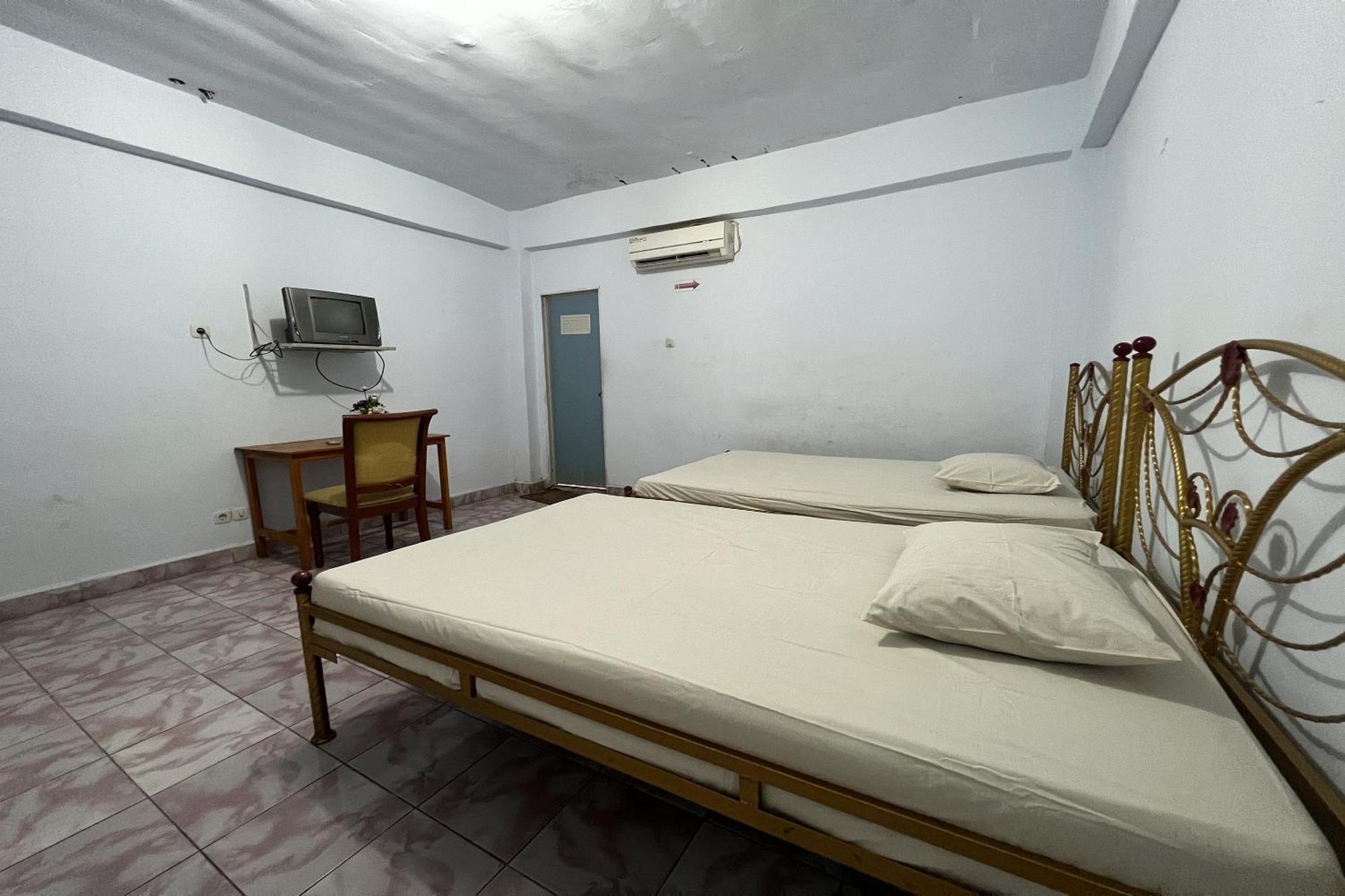 Oyo 91757 Surya Hotelneartaman Anggrek Pkk Watansoppeng Lalabata 외부 사진